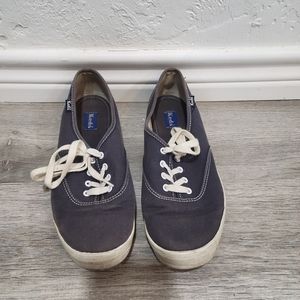 Grey Keds